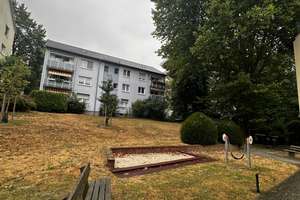 wunderschöne 3-ZimmerWohnung mit Balkon im gepflegtem Umfeld von Bonames – 60437 Bonames, Frankfurt am Main – Vorschaubild 2