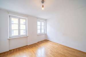 Großzügige 4-Zimmer-Wohnung mit besonderem Charakter in der begehrten Maxvorstadt – Die vollständige Adresse der Immobilie erhältst du vom Anbieter., 80799 Am alten nördlichen Friedhof, München – Vorschaubild 4