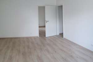3,5-Raum-Wohnung mit Balkon und seitl. Rheinblick in Duisburg – Augsburger Straße 27, 47249 Wanheim-Angerhausen, Duisburg – Vorschaubild 9