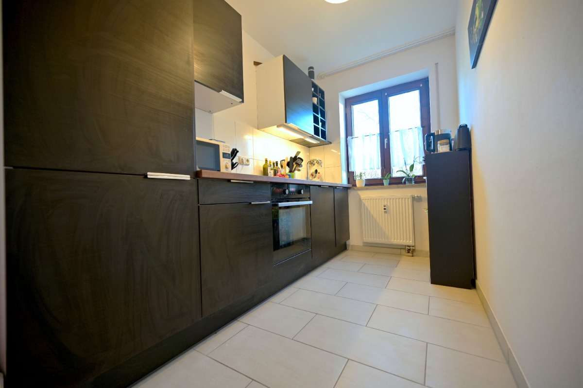 Immobilie in Poing - Ideal geschnittene 3 Zi. Terrassenwohnung mit kleinen Garten - Bild 4