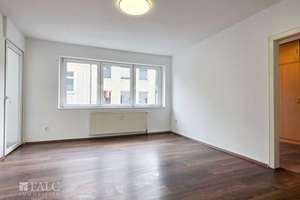 Charmante Stadtwohnung mit Balkon im Herzen von Duisburg-Ruhrort – Die vollständige Adresse der Immobilie erhältst du vom Anbieter., 47119 Ruhrort, Duisburg – Vorschaubild 3