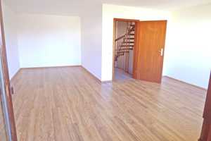 Großzügiges Reihenhaus mit schönem Garten und Garage – Frühlingsstraße 44, 73079 Göppingen (Kreis) – Vorschaubild 4
