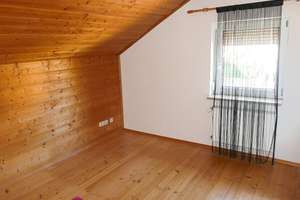 HIER WARTET IHR EINFAMILIENHAUS INKL. NEBENGEBÄUDE MIT POTENZIAL! – Die vollständige Adresse der Immobilie erhältst du vom Anbieter., 94072 Bad Füssing – Vorschaubild 8