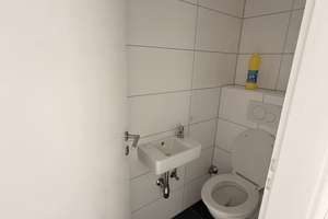 Erstvermietung nach Renovierung | Helle 3,5-Zimmer-Wohnung | 70 m² | Ruhige Lage – Eschenstraße 9, 47226 Bergheim, Duisburg – Vorschaubild 12