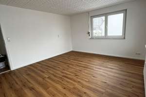 Modern renovierte 2‑Zimmer‑Wohnung mit Einbauküche – Die vollständige Adresse der Immobilie erhältst du vom Anbieter., 72461 Albstadt – Vorschaubild 3