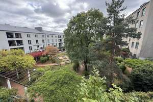 Zuhause mit Charakter: außergewöhnlicher Grundriss, warme Atmosphäre & Balkon zum grünen Innenhof – Die vollständige Adresse der Immobilie erhältst du vom Anbieter., 10969 Kreuzberg, Berlin – Vorschaubild 10