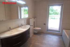 Moderner Neubau-Winkelwalmdachbungalow mit unverbaubarem Blick in Südlage – Emsland (Kreis) – Vorschaubild 14