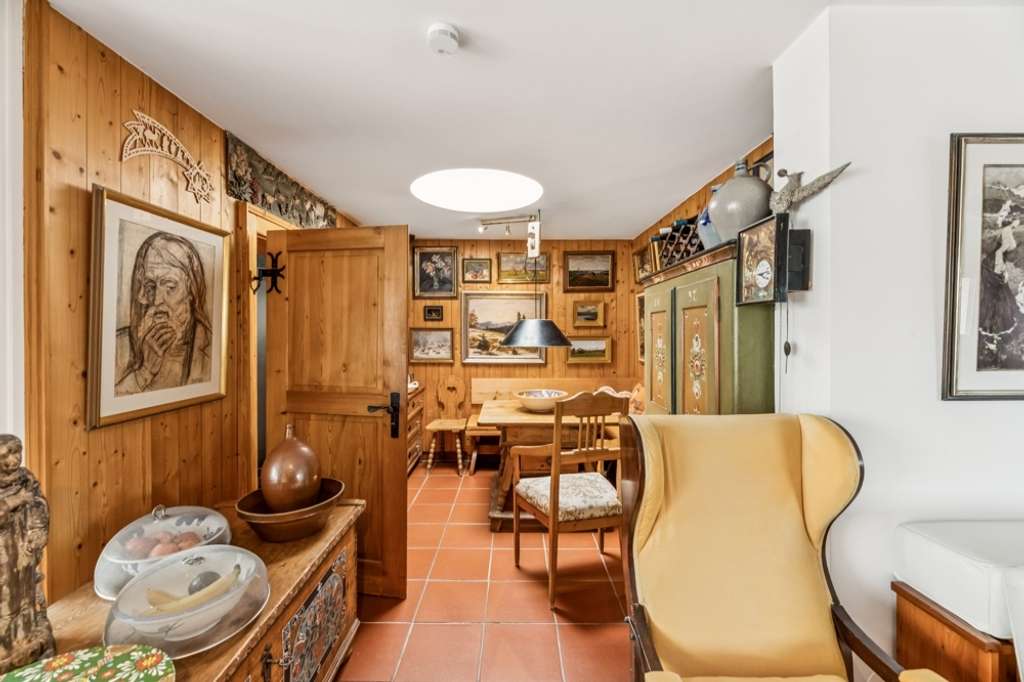 Immobilie in Krailling - Gepflegte 3-Zimmer-ETW mit Süd-Loggia & TG-Stellplatz / Verkauf auf Nießbrauchbasis - Bild 4