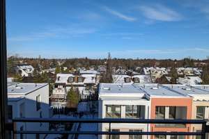 Hochwertige und lichtdurchflutete Wohnung im lebhaften Stadtquartier  – Kyivstr 15, 81735 Waldtrudering, München – Vorschaubild 5