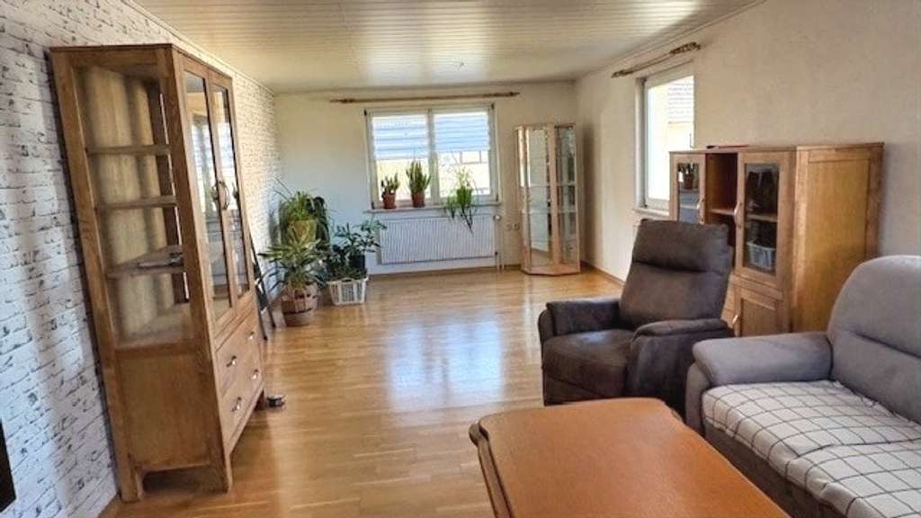 Immobilie in Fluorn-Winzeln - Gemütliches Haus mit Garten zum erschwinglichen Preis - Bild 3