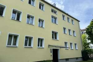 Verkauf einer renovierungsbedürftigen 2-Zimmer-Eigentumswohnung in München - Obergiesing! – Die vollständige Adresse der Immobilie erhältst du vom Anbieter., 81549 Obergiesing, München – Vorschaubild 1