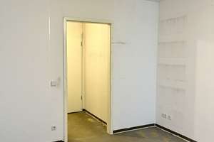 2 Zimmer Altbauwohnung mit Balkon im schönen Samariterkiez – Ebertystraße 32, 10245 Friedrichshain, Berlin – Vorschaubild 8