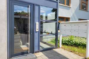 ***SEHR GEPFLEGTE WOHNUNG IN SCHÖNER LAGE MIT GROSSEM BALKON UND STELLPLATZ*** – Die vollständige Adresse der Immobilie erhältst du vom Anbieter., 9123 Einsiedel, Chemnitz – Vorschaubild 4