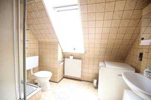 Vielseitiges Wohn- und Geschäftshaus mit Einliegerwohnung, Süd-Balkon und Wintergarten im Speckgürte – Quickborn, Pinneberg (Kreis), 25451 Pinneberg (Kreis) – Vorschaubild 50