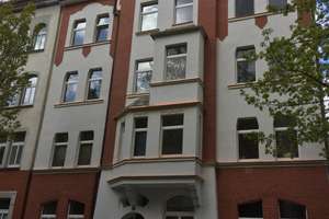 Wohnen mit Charakter: 2-ZKB-Wohnung in Altbau in Johannesvorstadt