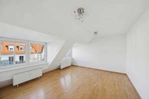 Exklusive Penthouse-Maisonette am Waldfriedhof – Großzügiges Wohnen auf zwei Ebenen – Die vollständige Adresse der Immobilie erhältst du vom Anbieter., 81377 Am Waldfriedhof, München – Vorschaubild 8