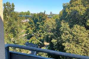 Schöne Zweiraum-Wohnung mit Balkon, Aufzug und TG-Platz – Magdeburg – Vorschaubild 2