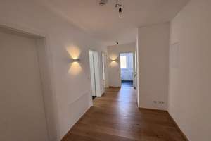 Lebendig wohnen: 3-Zimmer-Wohnung mit Terrasse und Garten in Schwandorf – Die vollständige Adresse der Immobilie erhältst du vom Anbieter., 92421 Schwandorf – Vorschaubild 3