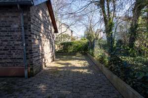 Charmantes Backsteinhaus in ruhiger Lage von Lövenich (keine Garage !) – Nagelschmiedshütte 6, 50859 Lövenich, Köln – Vorschaubild 20