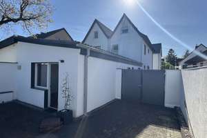 Generationenhaus, Zweifamilienhaus, Wohnen & Arbeiten mit Wohlfühlgarten in Wahnheide! – Die vollständige Adresse der Immobilie erhältst du vom Anbieter., 51147 Wahnheide, Köln – Vorschaubild 2