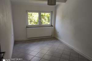Vollständig renovierte Wohnung mit dreieinhalb Zimmern sowie Balkon und EBK in Dortmund – 44145 Nordmarkt, Dortmund – Vorschaubild 4
