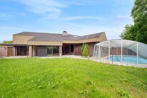 Großzügige Villa mit Pool & Doppelgarage – Die vollständige Adresse der Immobilie erhältst du vom Anbieter., 71726 Benningen am Neckar – Vorschaubild 3