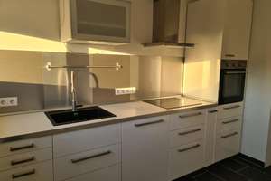 Exklusive 3,5-Zimmer-Dachgeschosswohnung mit Loggia, EBK und Stellplatz in Stuttgart – Werastraße 135, 70190 Stöckach, Stuttgart – Vorschaubild 8
