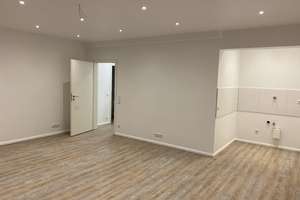 Kernsaniertes (2023) Appartment 3.OG,   Fernwärme, lichtdurchflutet, LED-Strahler, Rheinhausen – Hochemmericher Straße 64, 47226 Hochemmerich, Duisburg – Vorschaubild 2
