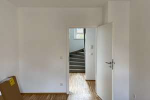 Schöne 4-Zimmer-Maisonettewohnung mit Balkon in Stuttgart Ost – Neuffenstraße 6, 70188 Ostheim, Stuttgart – Vorschaubild 9