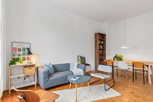 Zeitloser Altbaucharme in Friedrichshain: Bezugsfreie 2-Zimmer-Wohnung im beliebten Nordkiez – 10247 Friedrichshain, Berlin – Vorschaubild 16