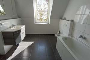 Geräumige 4-Zimmer-Wohnung in Wuppertal-Oberbarmen – Feldstraße 48, 42277 Oberbarmen, Wuppertal – Vorschaubild 7