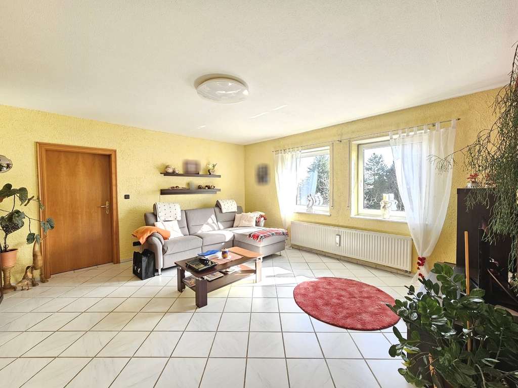 Immobilie in Schauren - Einfamilienhaus mit Einliegerwohnung in ländlicher Lage - Bild 4