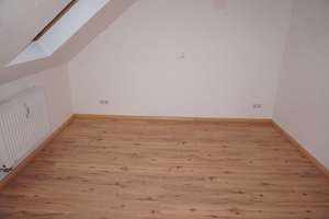 EBK Übernahme mögl. bei Bedarf + Bad mit Fenster + West-Balkon + Laminat !! – Fritz-Matschke-Str. 7, 9113 Schloßchemnitz, Chemnitz – Vorschaubild 7