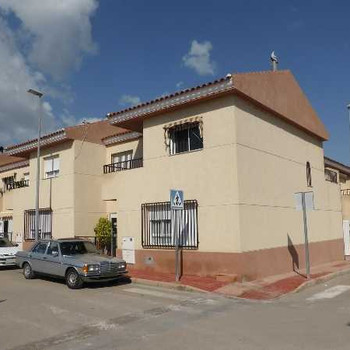 Große Investitionsmöglichkeit bei Auktionen von Vermögenswerten! Haus zum Verkauf in Totana, Murcia.