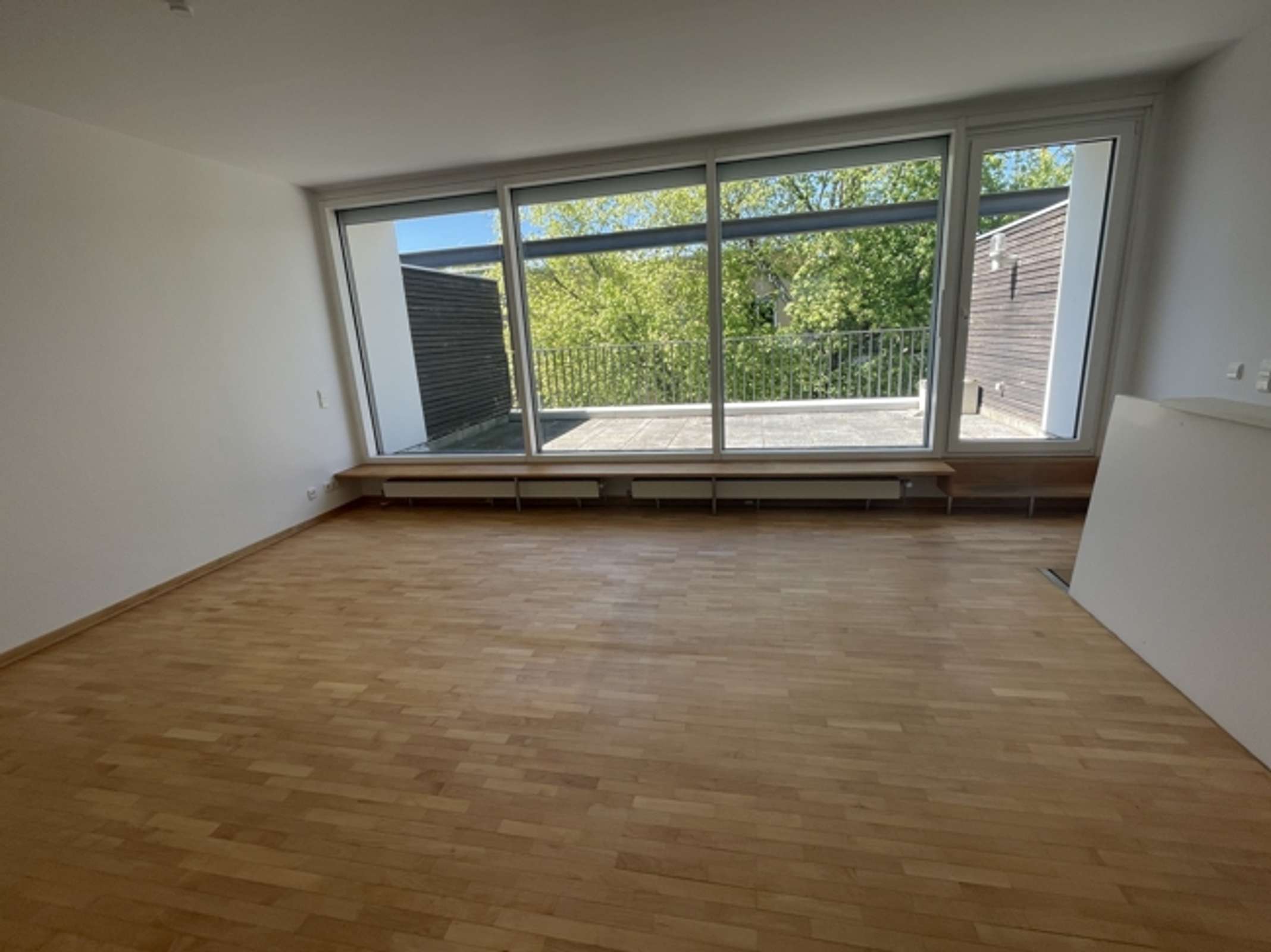 Attraktive 4-Zimmer-Maisonette-Wohnung mit Balkon in Innenstadt-Randlage
