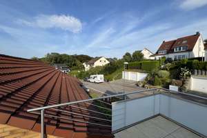Ruhige 3,5 Zimmer Wohnung mit Loggia und Dachterrasse in Essen Kupferdreh – Die vollständige Adresse der Immobilie erhältst du vom Anbieter., 45257 Kupferdreh, Essen – Vorschaubild 9