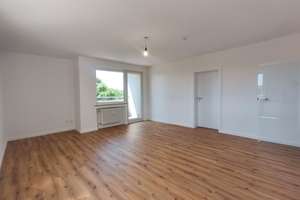 Lichtdurchflutete 2-Zi.-Wohnung (5. OG) mit Loggia & neuer EBK in Köln-Grengel - 2026 modernisiert – Akazienweg 82, 51147 Grengel, Köln – Vorschaubild 5