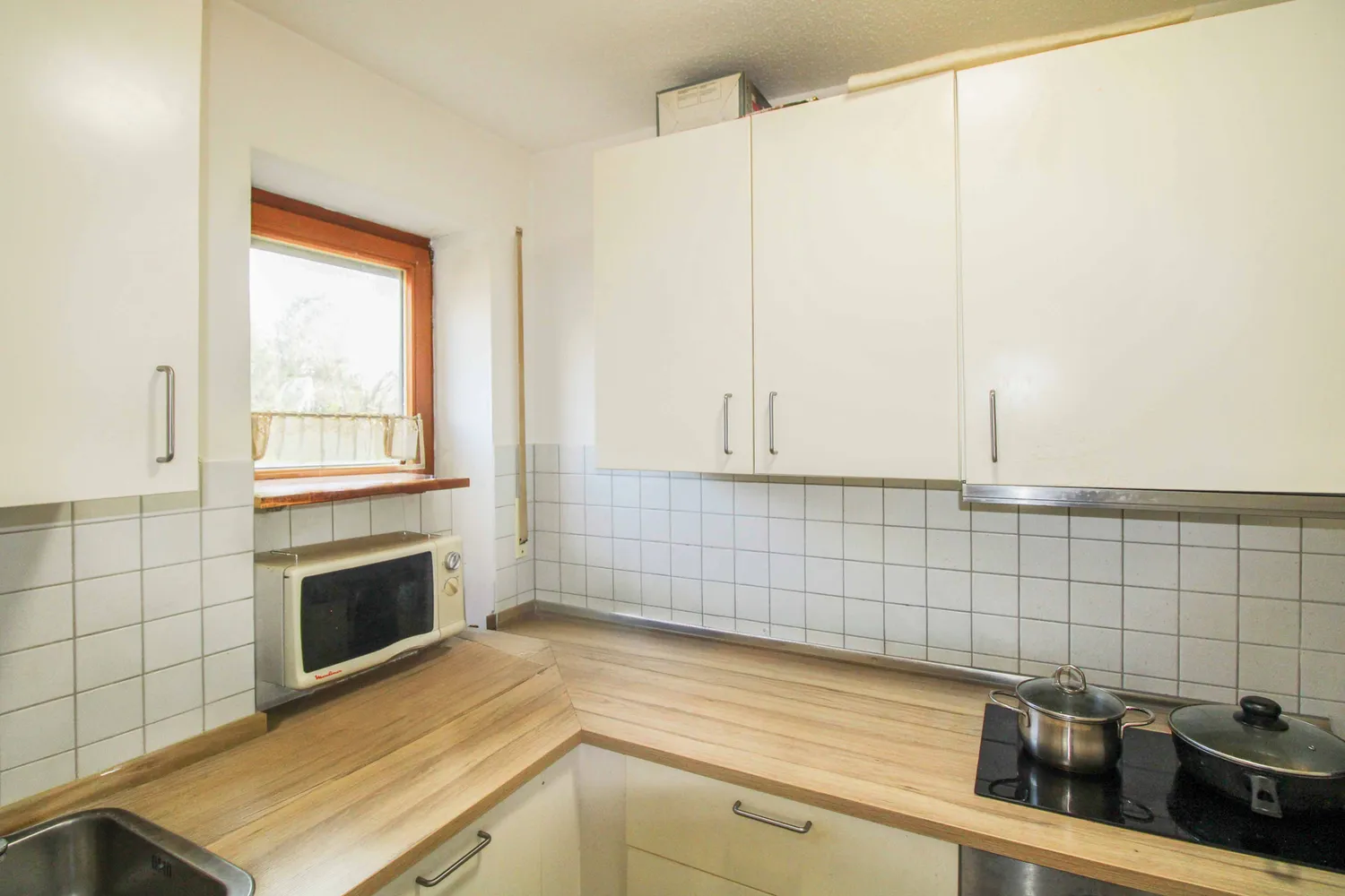 Zentrale 2-Zimmer-Erdgeschosswohnung mit Garten in Freising, Freising Kreis – Bild 4