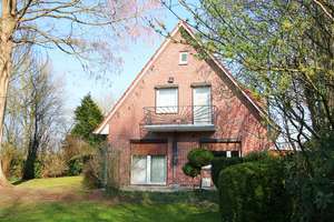 Einfamilienhaus mit überdachter Terrasse und großem Gartengrundstück in Bad Zwischenahn - Dänikhorst – Die vollständige Adresse der Immobilie erhältst du vom Anbieter., 26160 Bad Zwischenahn – Vorschaubild 3