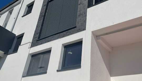 Bild von Sonnniges Grundstück, großzügiges Haus, ideal zum Wohnen und Arbeiten
