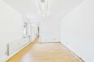 Bad Homburg v.d.H.: *Mehrgenerationenhaus mit Anbau und separagter Werkstatt im Hof* – Die vollständige Adresse der Immobilie erhältst du vom Anbieter., 61350 Bad Homburg vor der Höhe – Vorschaubild 30