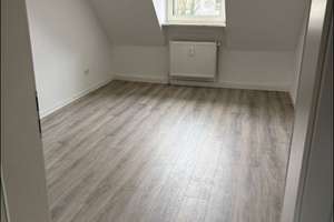 Vollrenovierte Dachgeschoßwohnung – Volmestr. 68, 58095 Mittelstadt, Hagen – Vorschaubild 3