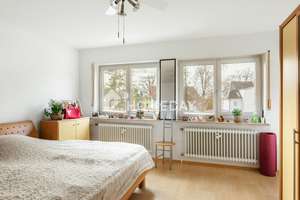 Großzügige 3,5-Zimmer-Wohnung mit Südwest-Loggia und Stellplatz in gefragter Lage von Erlangen – Die vollständige Adresse der Immobilie erhältst du vom Anbieter., 91054 Sieglitzhof, Erlangen – Vorschaubild 9