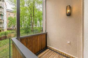 Investition mit Erstvermietungsgarantie – Renovierte 3-Zimmer-Altbauwohnung mit Balkon – 4317 Reudnitz-Thonberg, Leipzig – Vorschaubild 3