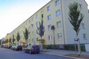 *Einziehen+Wohlfühlen* Loggia und Blick ins Grüne, Stellplatz, Keller+Boden – Dürerstraße 54, 9126 Chemnitz – Vorschaubild 9