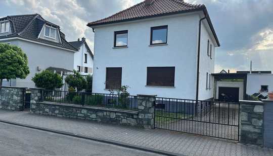 Bild von Zweifamilienhaus mit Erweiterungspotenzial