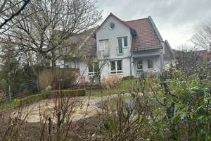 Gepflegtes Reihenendhaus in Vellberg mit 4,5 Zimmern – Alemannenweg 5, 74541 Vellberg – Vorschaubild 1