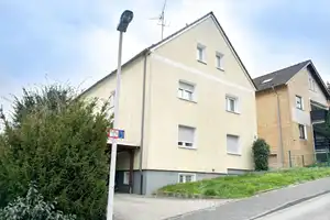 Attraktives 3-Familienhaus in ruhiger Lage von Dümpten – Mülheim an der Ruhr – Vorschaubild 2