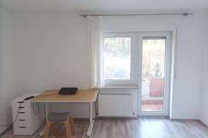 Bonn-Lengsdorf, 2 Zimmerwohnung mit Balkon im Dreiparteienhaus – Die vollständige Adresse der Immobilie erhältst du vom Anbieter., 53127 Lengsdorf, Bonn – Vorschaubild 4
