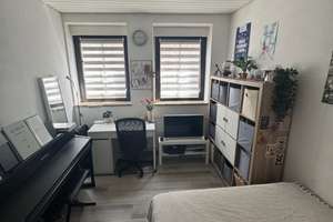 Helle möblierte 1-Zimmer-Altbauwohnung in Toplage Altstadt/Sanderau – Landwehrstraße 17, 97070 Altstadt, Würzburg – Vorschaubild 2
